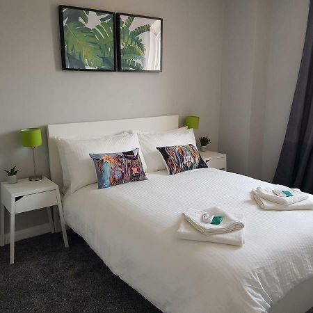 バリーキャッスル Spire View Townhouseヴィラ エクステリア 写真